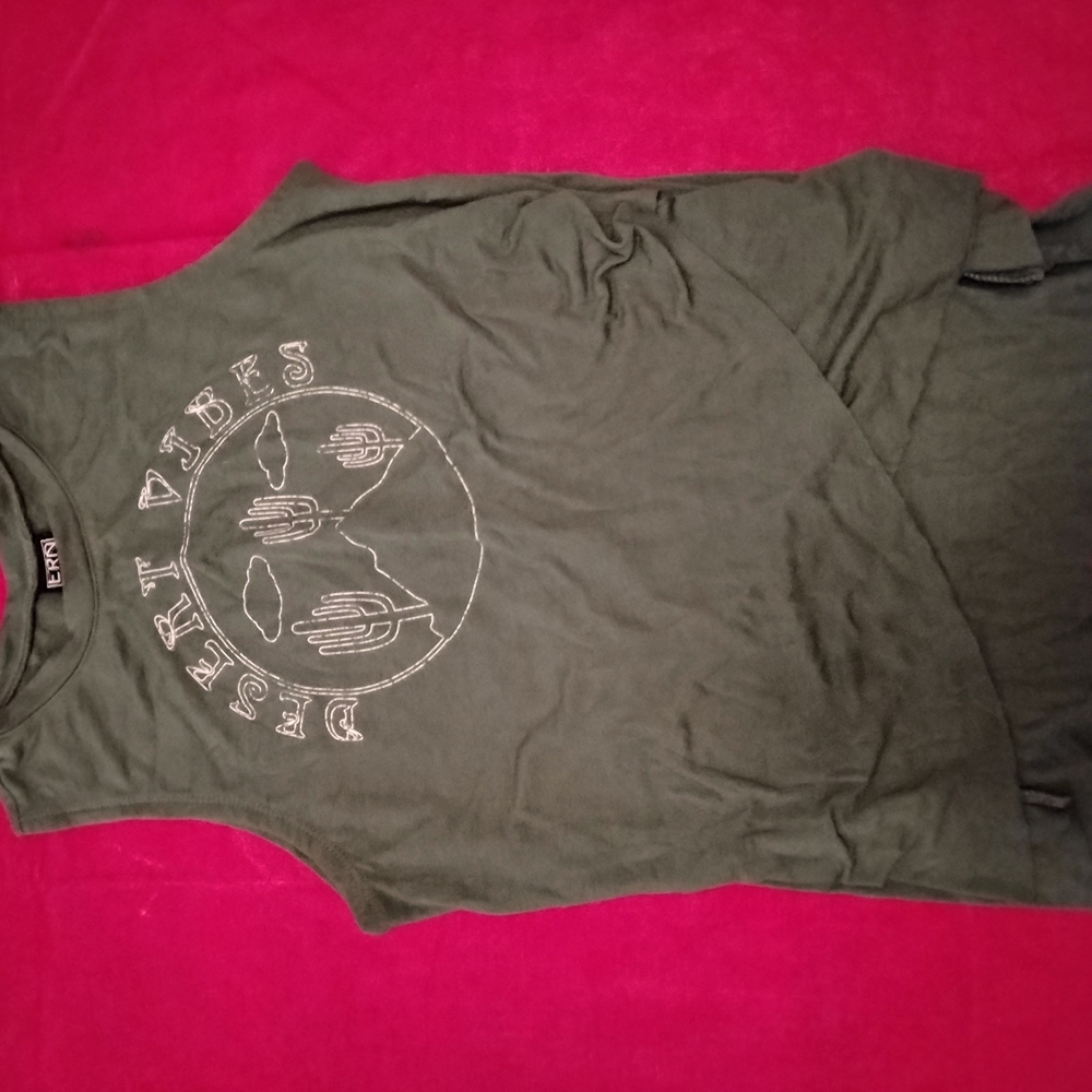 Green Sleeveless Desert Vibes Top